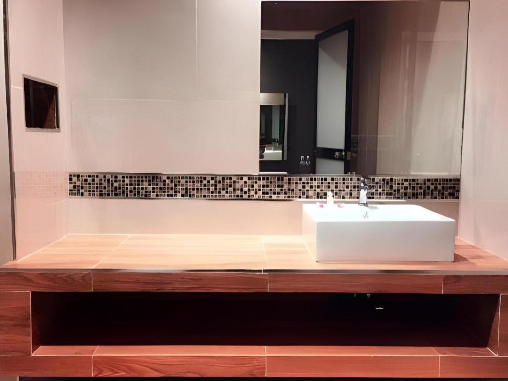 Sadao Melodi Hotel Dannok מראה חיצוני תמונה